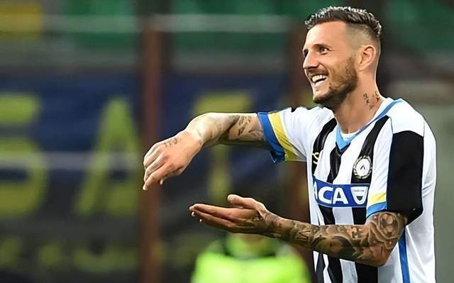 开云体育官方网站-国际米兰备战对阵乌迪内斯，卢卡库努伊恢复训练的简单介绍