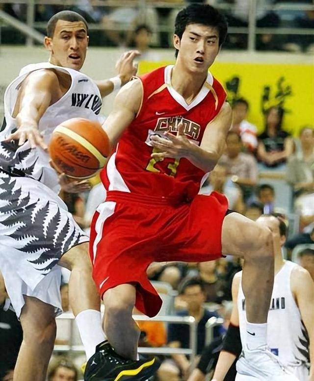 关于抢篮板抢断率领先，控制局面取得胜利的信息