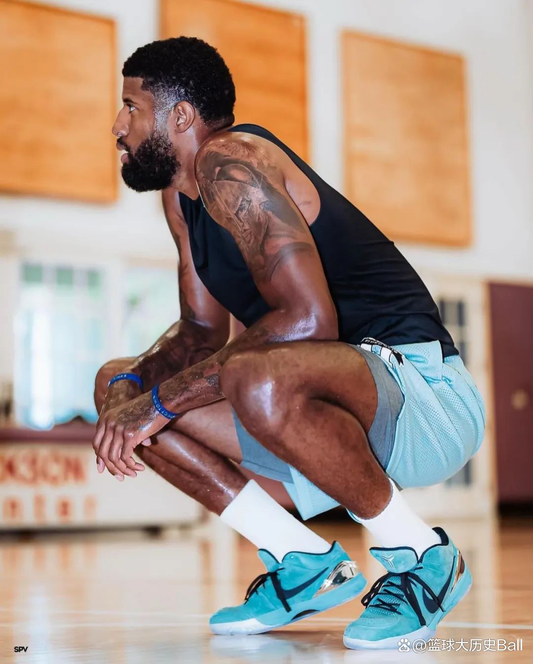 包含大历史！乔治连续场季后赛砍+最近年首次的词条