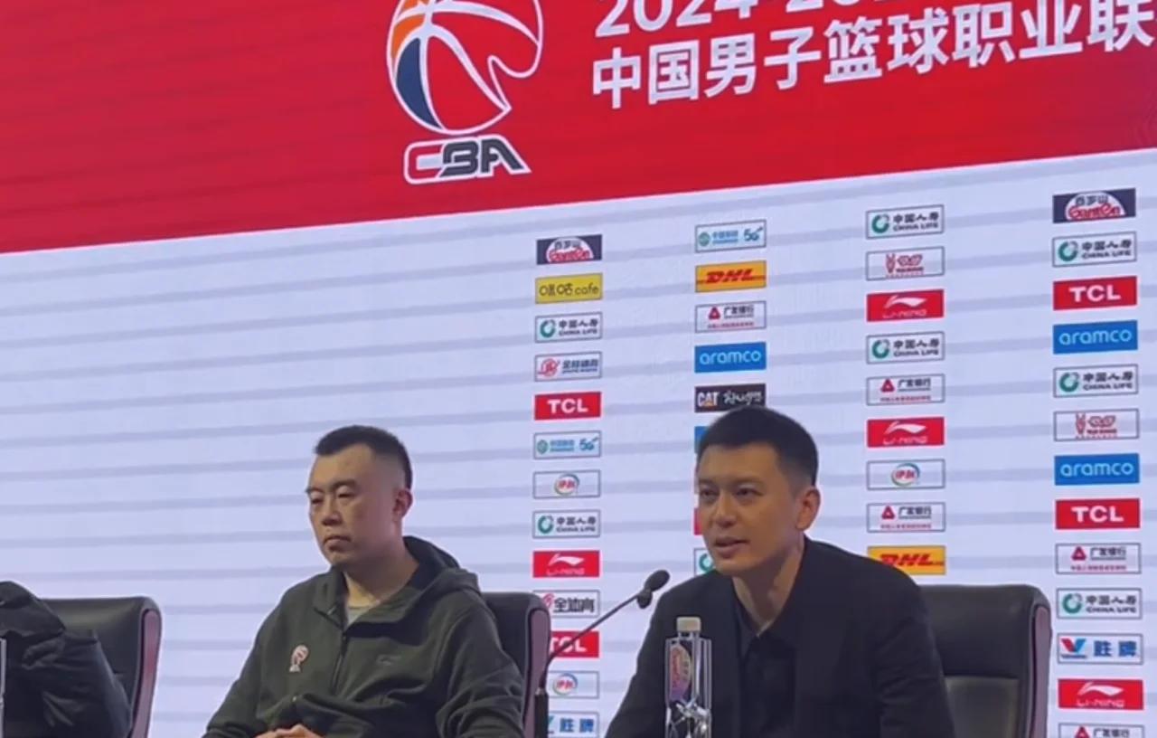 球员在赛后接受采访谈及比赛心得