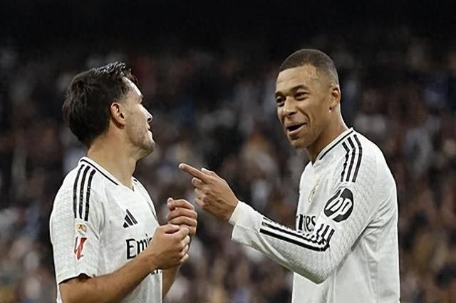 关于皇家社会主场逼平对手,遗憾失分的信息 关于皇家社会主场逼平对手,遗憾失分的信息