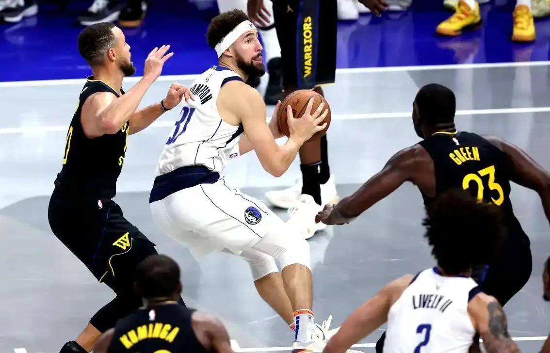 开云体育中国-包含独行侠引援成效显著，重返卫冕路途的词条