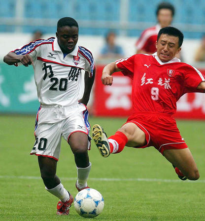 包含重庆队主场大胜西藏队，表现出众的词条