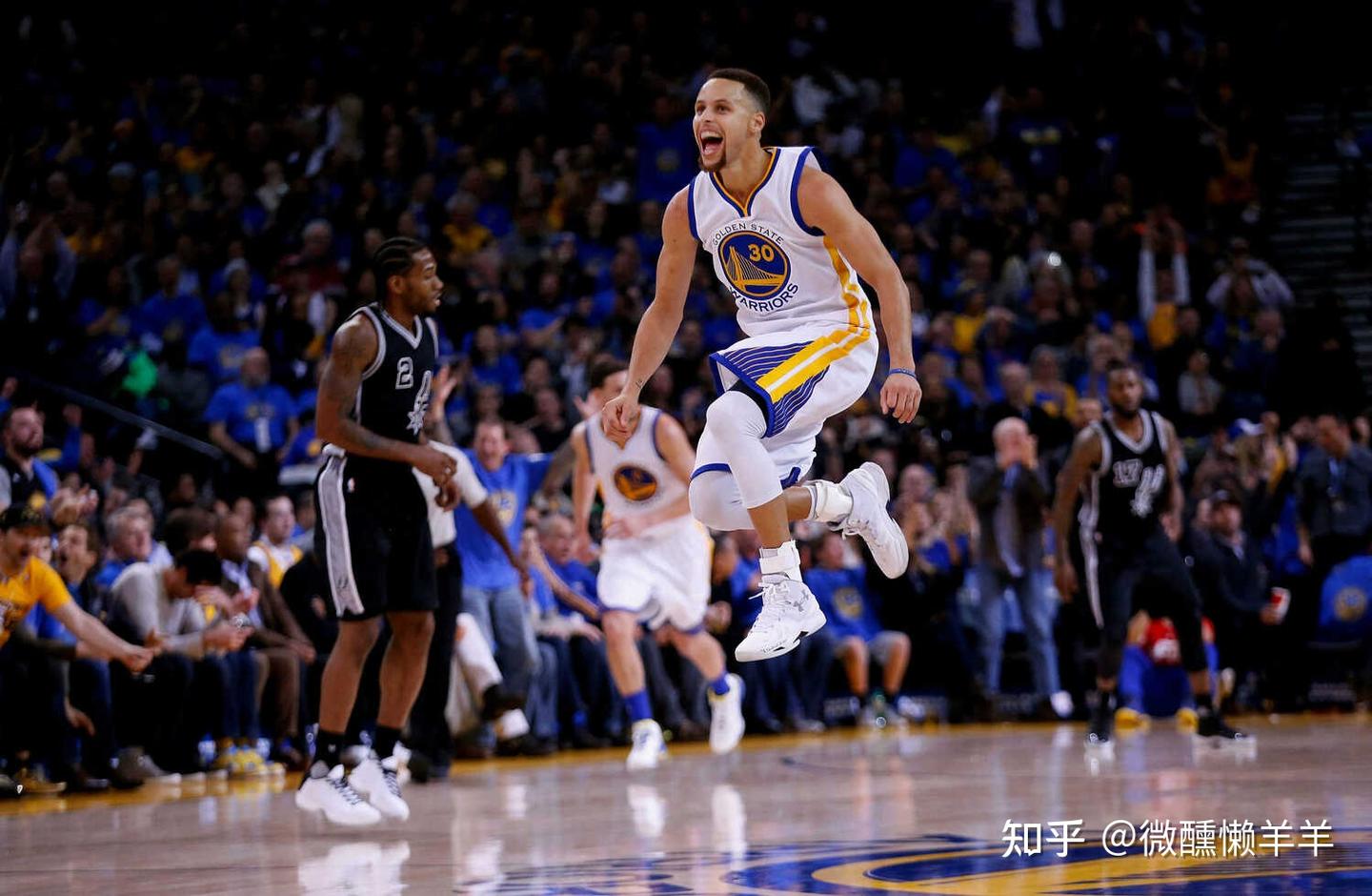 开云下载-NBA季前赛：年轻新秀展现出色表现