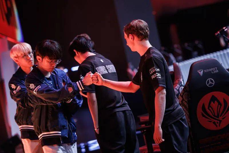 TES绝杀100T，Perkz完成史诗逆转入围赛3:0（广州）