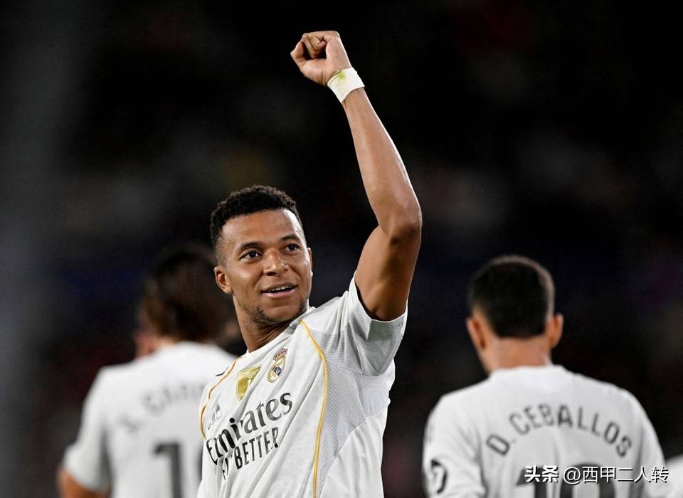 开云APP-塞内加尔险胜巴黎，姆巴佩扛起全队