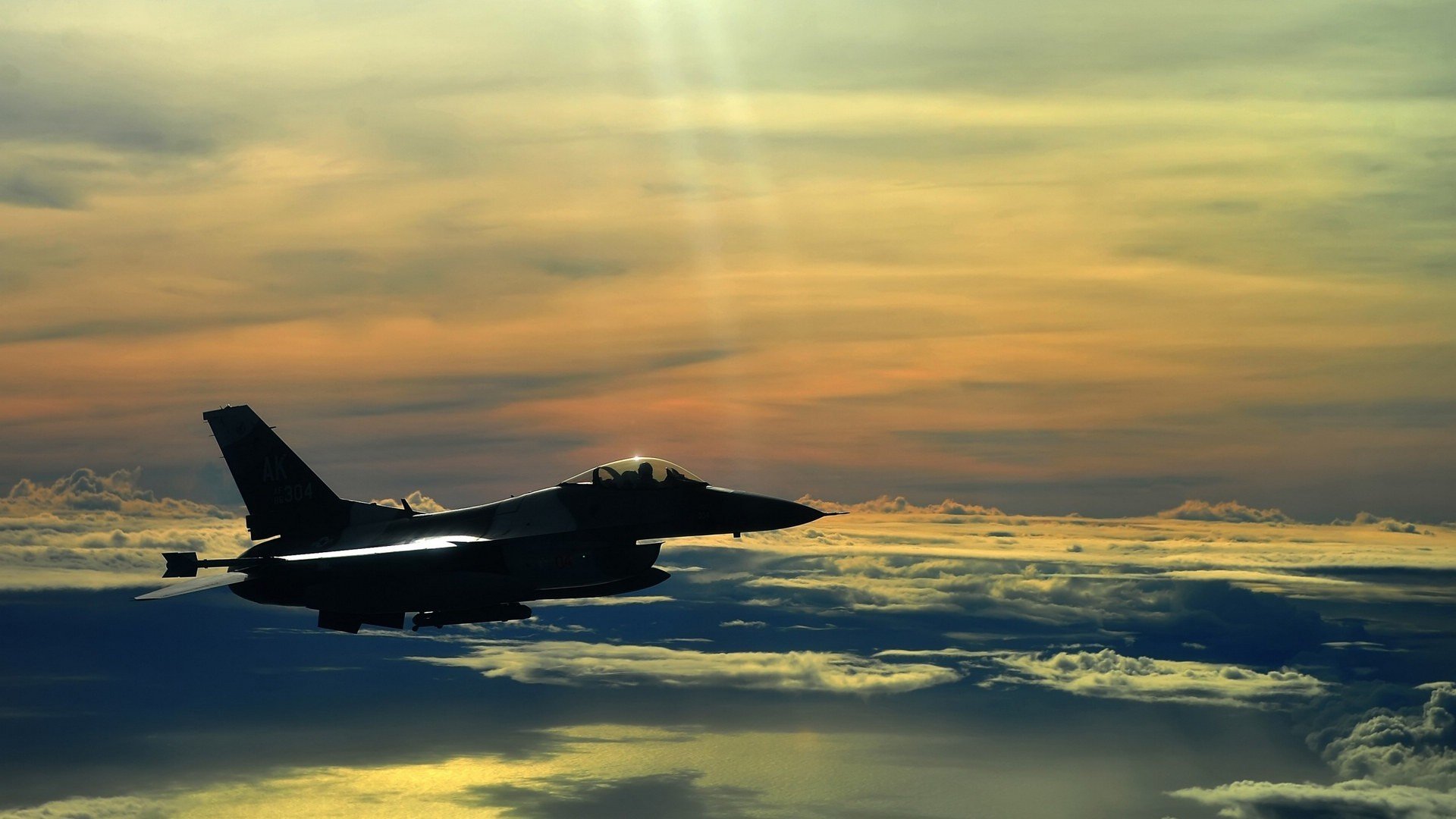 欧冠淘汰赛焦点战，骑士血拼北京队，绿茵场上的东西方对决