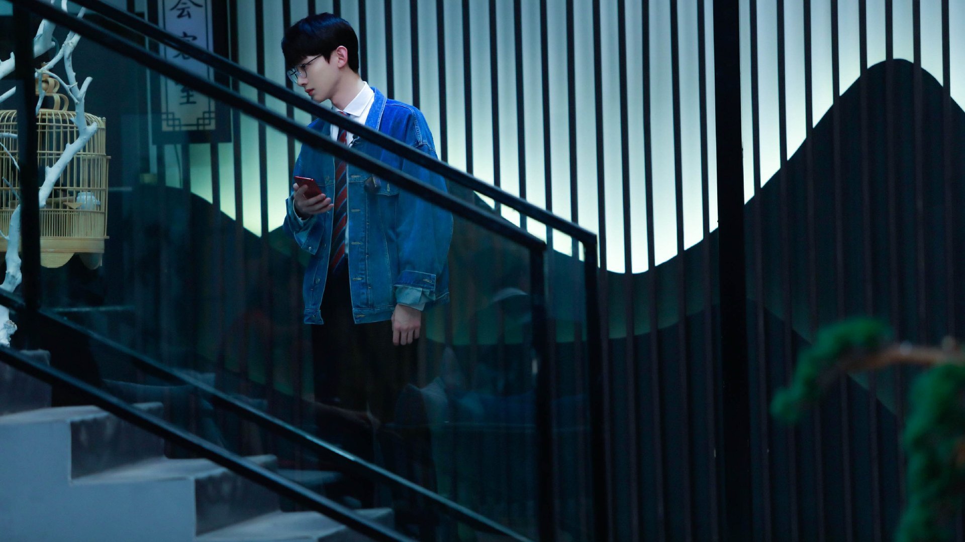 文班亚马创里程碑闪耀赛场，老鹰力克广东展现篮球无国界