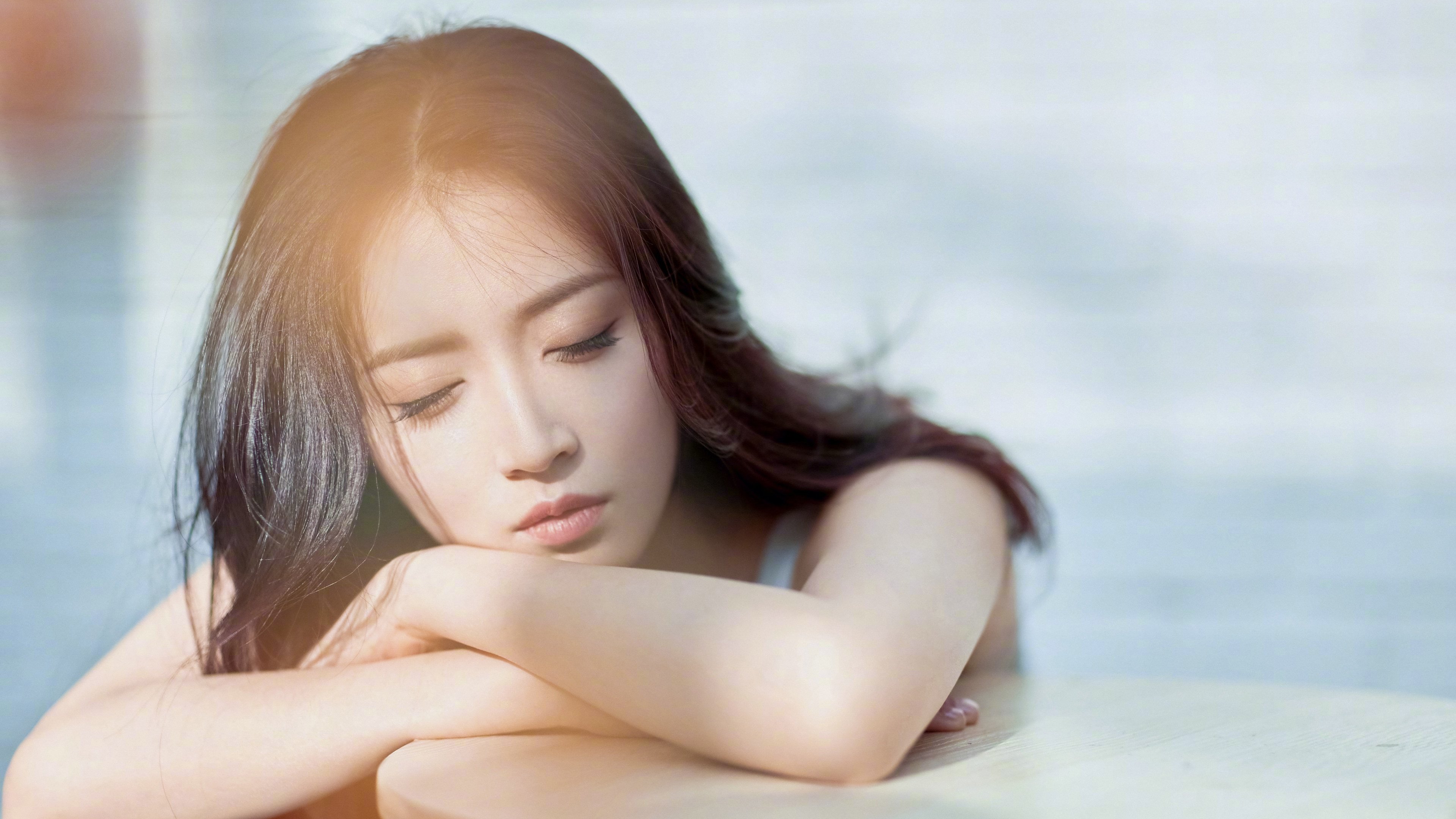 文班亚马创里程碑闪耀赛场，老鹰力克广东展现篮球无国界