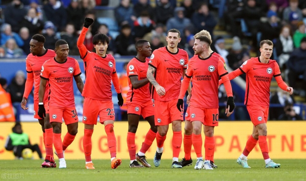 西甲国家德比之夜，三笘薰赛后评分拉满