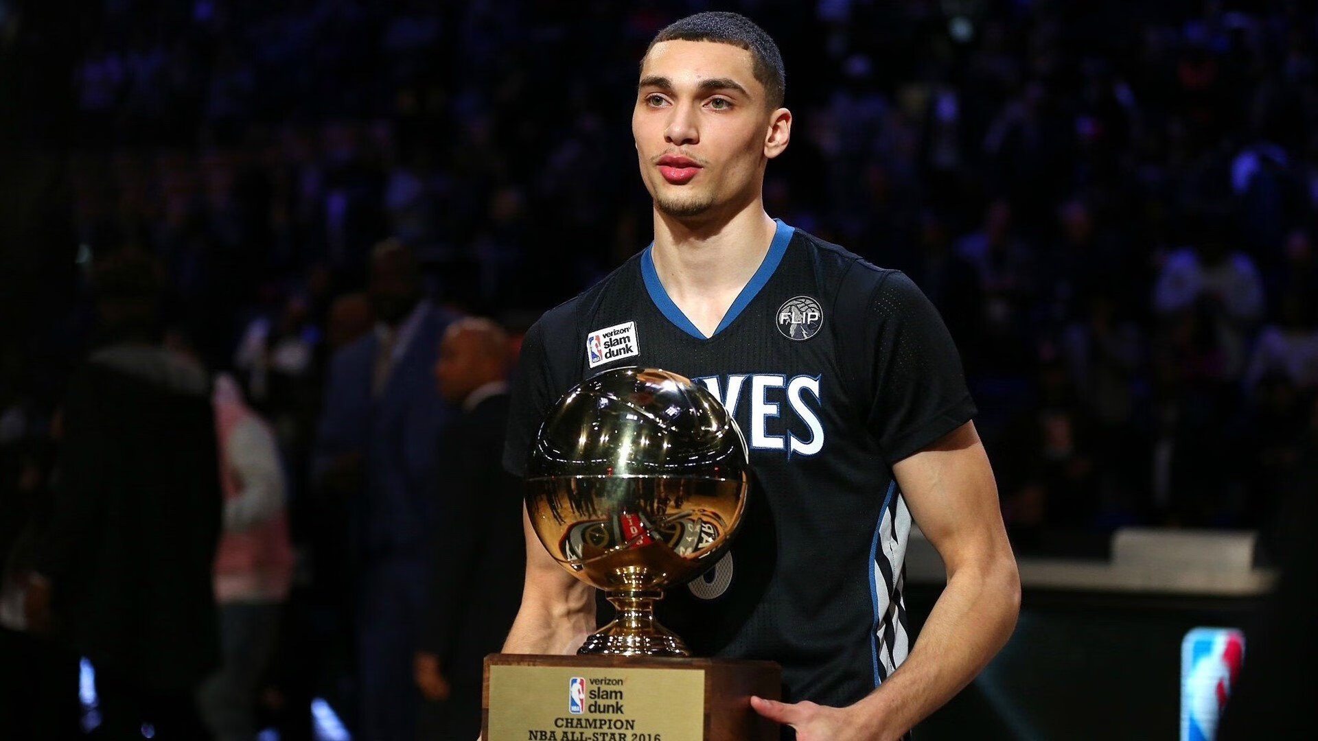 西决之夜,谁在叩击命运之门