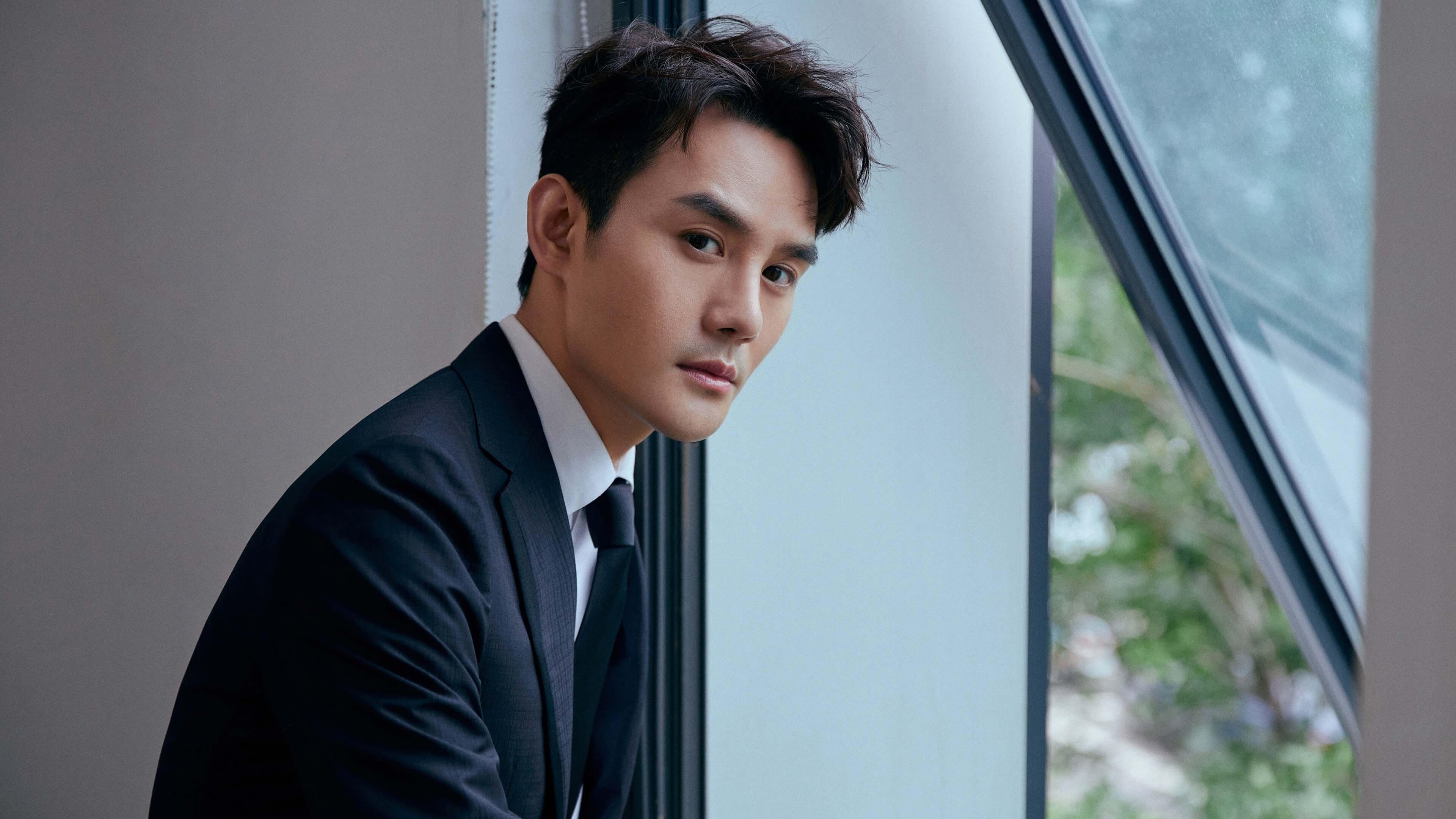 开云体育中国-跨界篮球风云，公牛斩落广东队的象征与杰伦格林季后赛的王者时刻